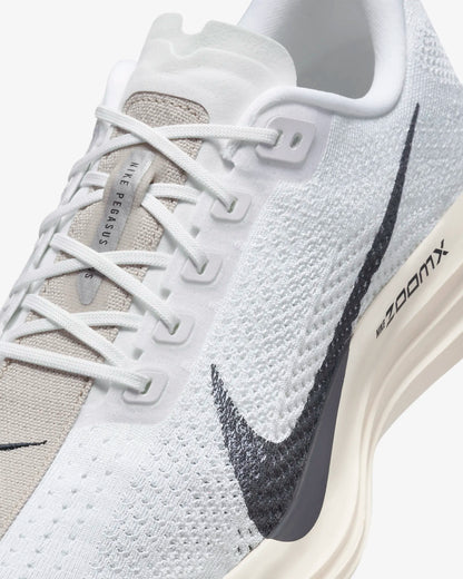 Nike Pegasus Plus White/Anthracite-Sail M